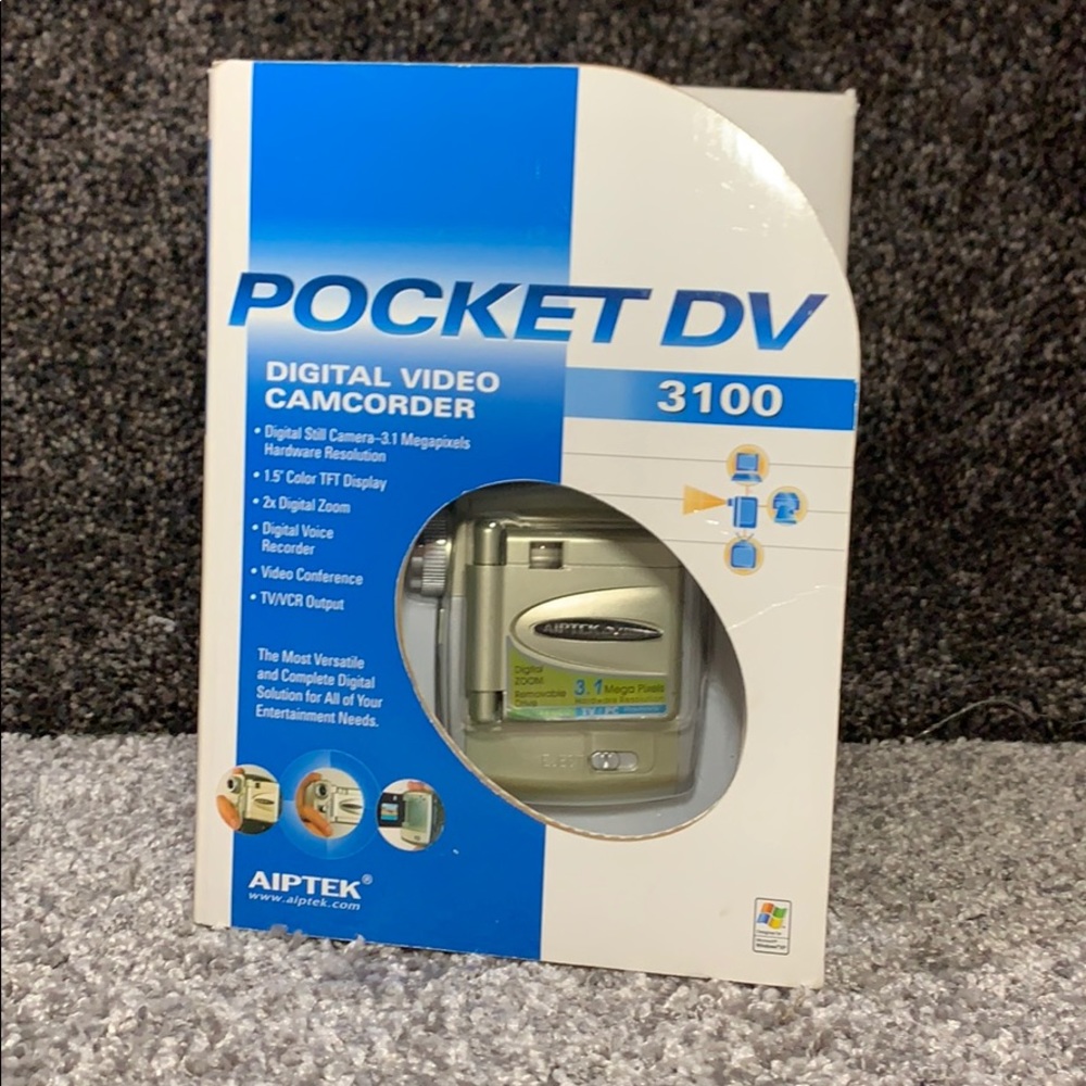 This Aiptek Pocket DV Digital Video Camcorder